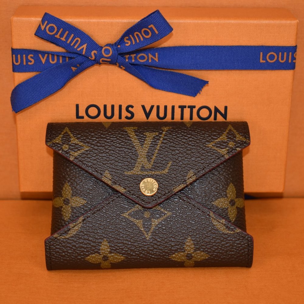 COPY - Authentic Louis Vuitton Small Kirigami